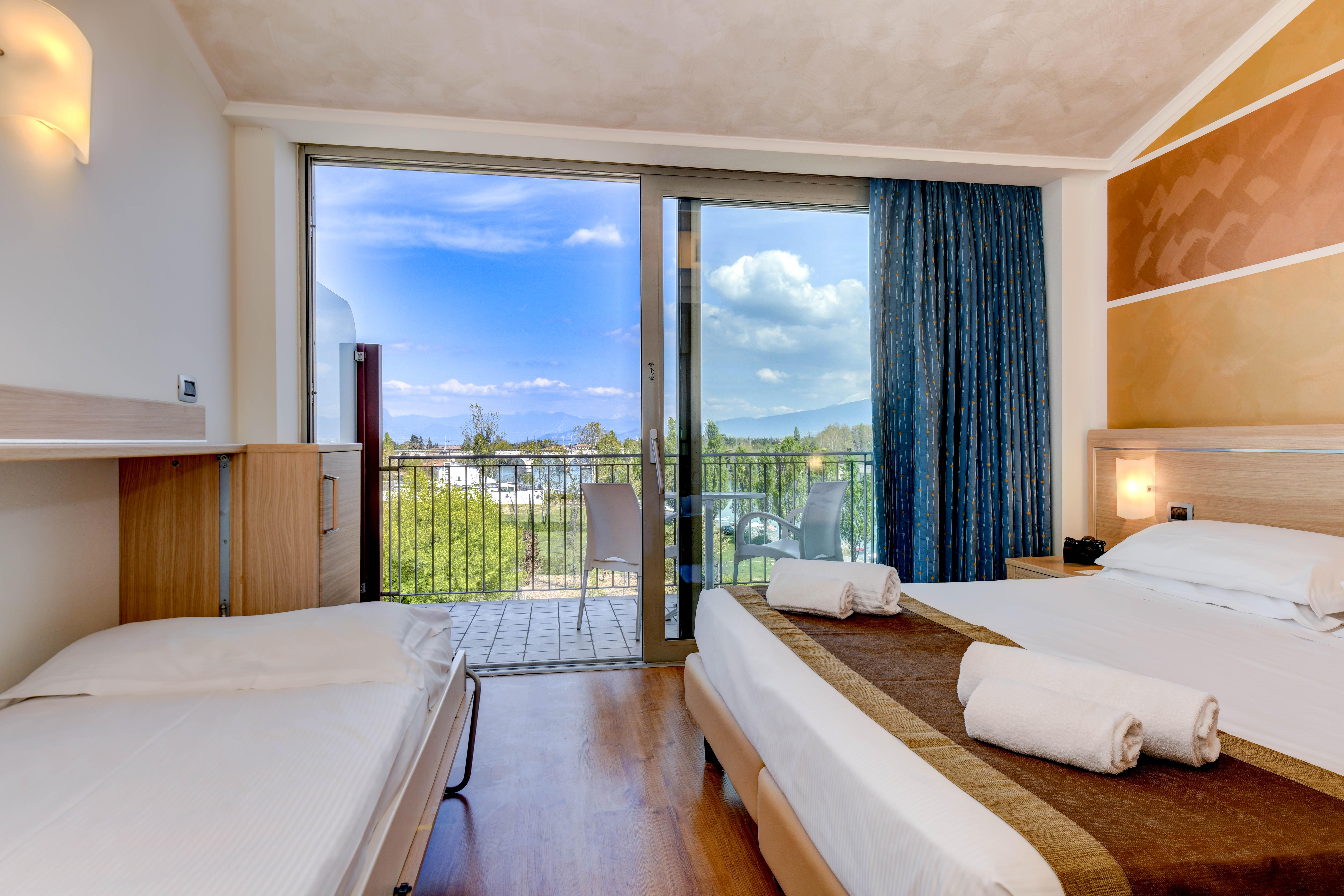 Hotel Rivus Peschiera del Garda Exteriör bild