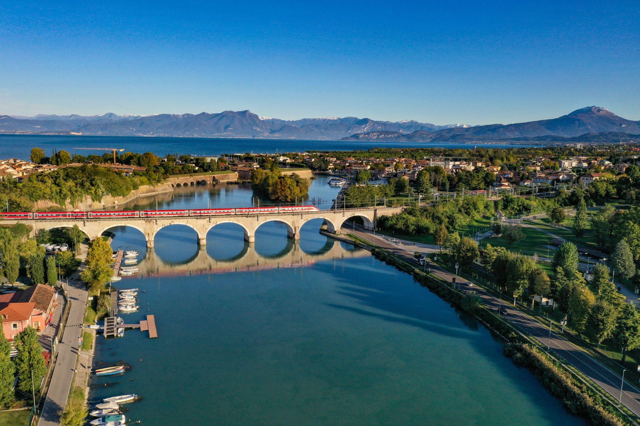 Hotel Rivus Peschiera del Garda Exteriör bild