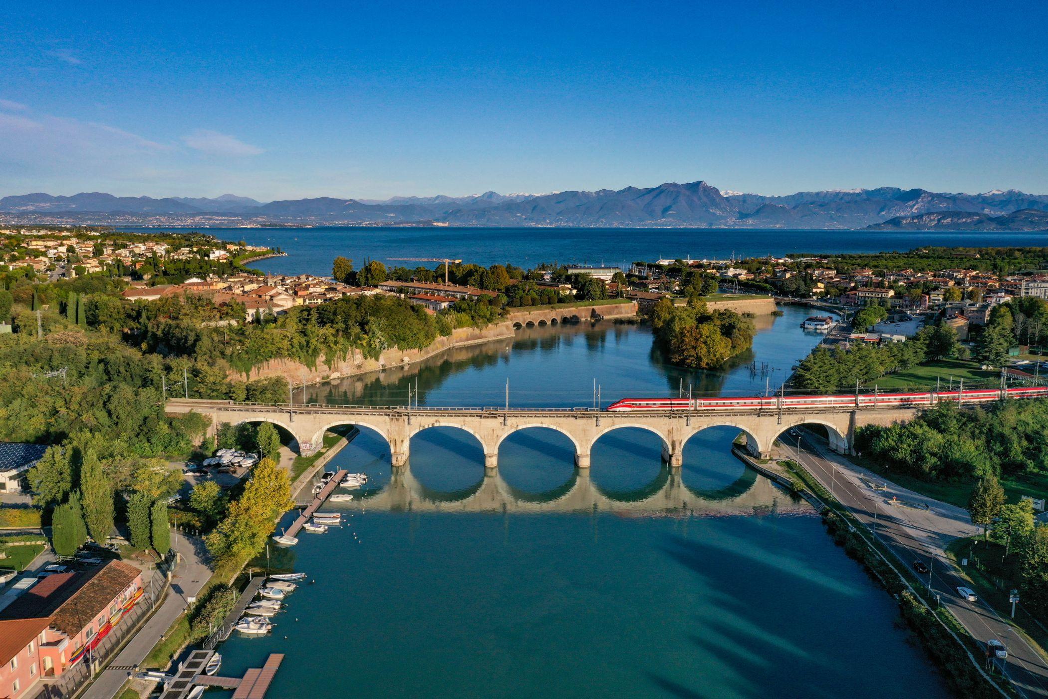 Hotel Rivus Peschiera del Garda Exteriör bild
