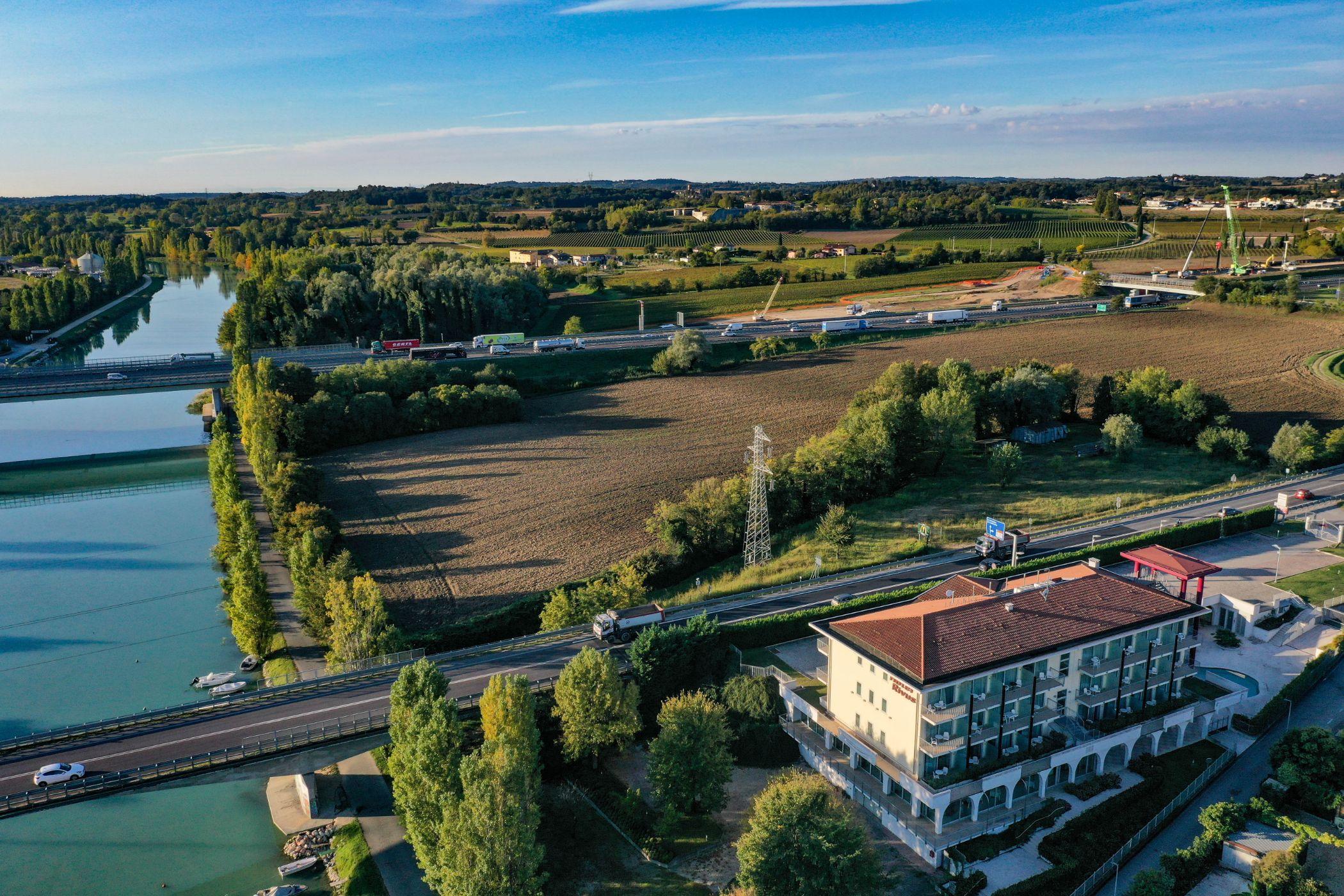 Hotel Rivus Peschiera del Garda Exteriör bild
