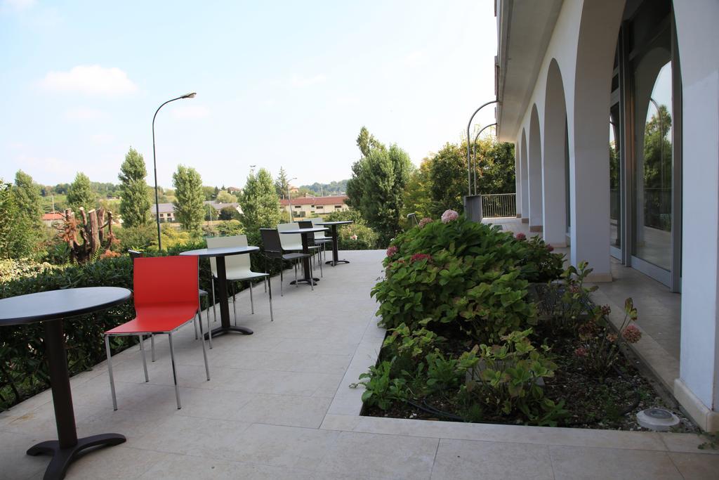 Hotel Rivus Peschiera del Garda Exteriör bild