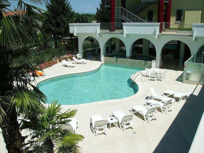 Hotel Rivus Peschiera del Garda Exteriör bild